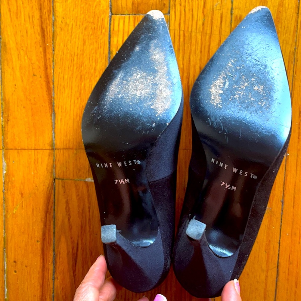 Shoes - Picture 4 of 4